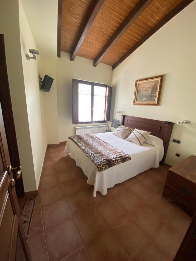 Hotel Rural Monasterio De Ara Mada Santa Colomba de las Arrimadas Bagian luar foto